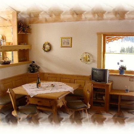 Ferienapartments Reusch Sankt Martin am Tennengebirge Δωμάτιο φωτογραφία